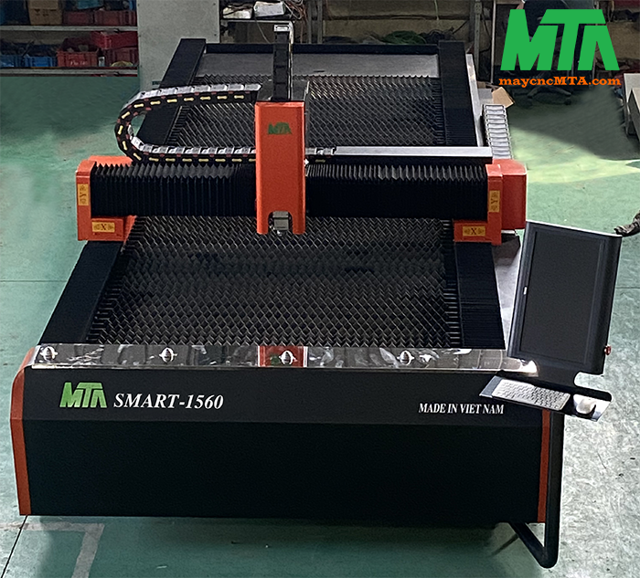 máy cắt laser cnc