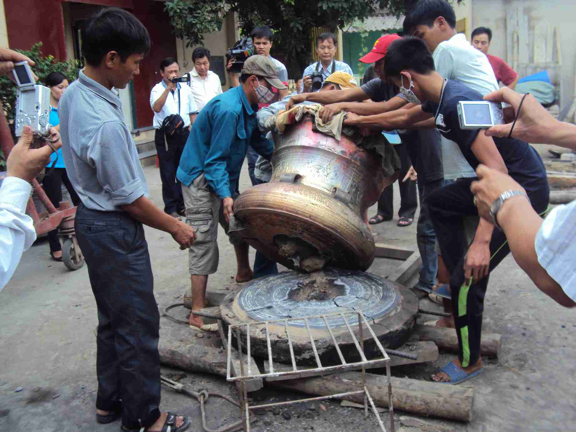 TOẠ ĐÀM QUỐC TẾ VĂN HOÁ ĐÔNG SƠN