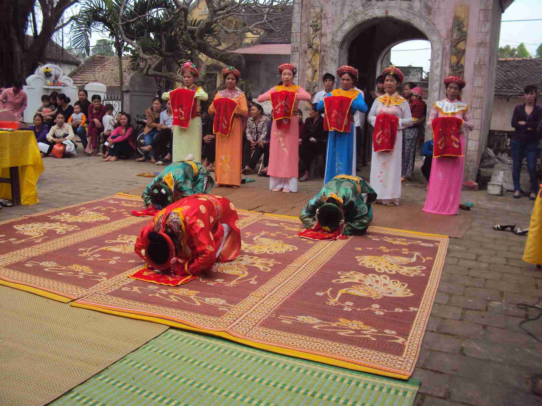 LỄ TẾ THÁNH SƯ NGHỀ ĐÚC ĐỒNG
