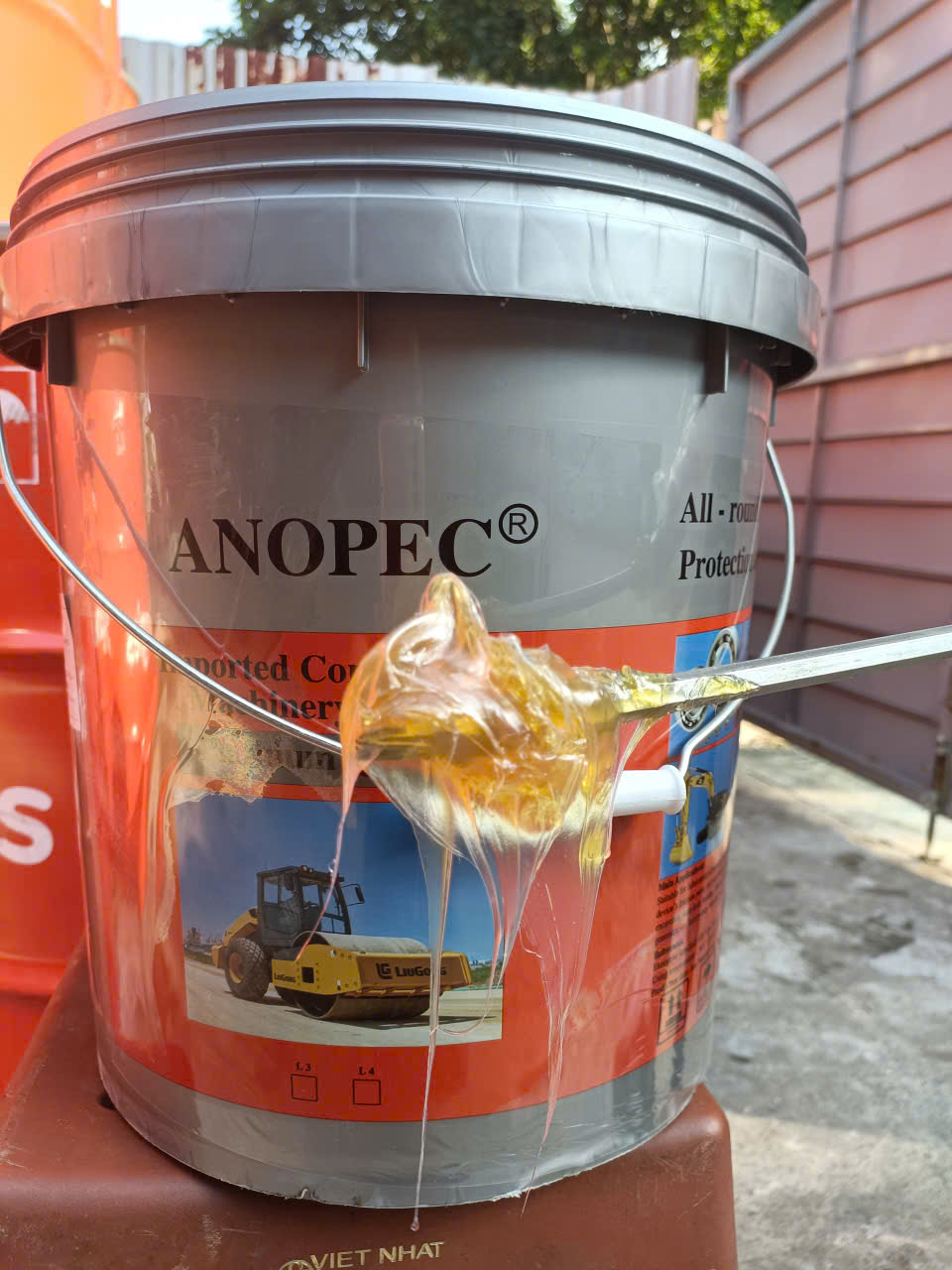 Mua Mỡ Anopec Dịp Tết – Giải Pháp Bôi Trơn Ổn Định, Không Lo Đứt Gãy Sản Xuất