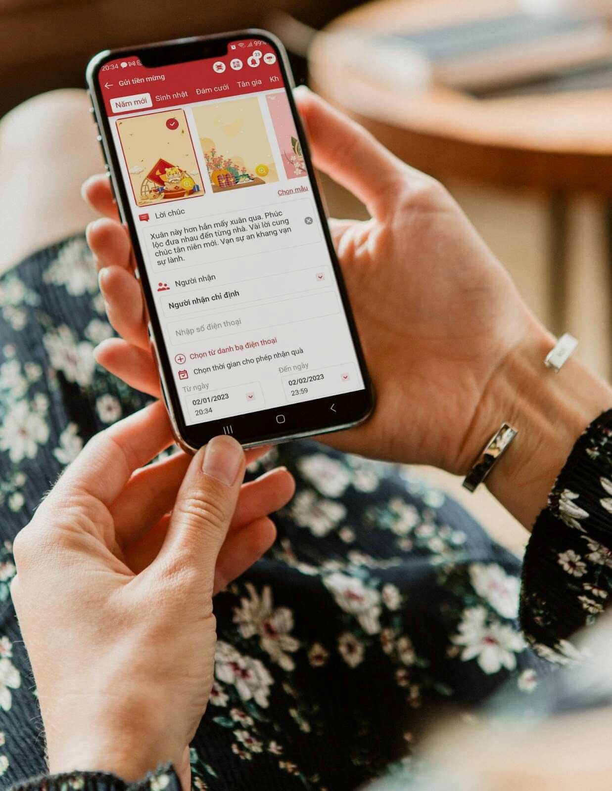 Lì xì online qua app ngân hàng