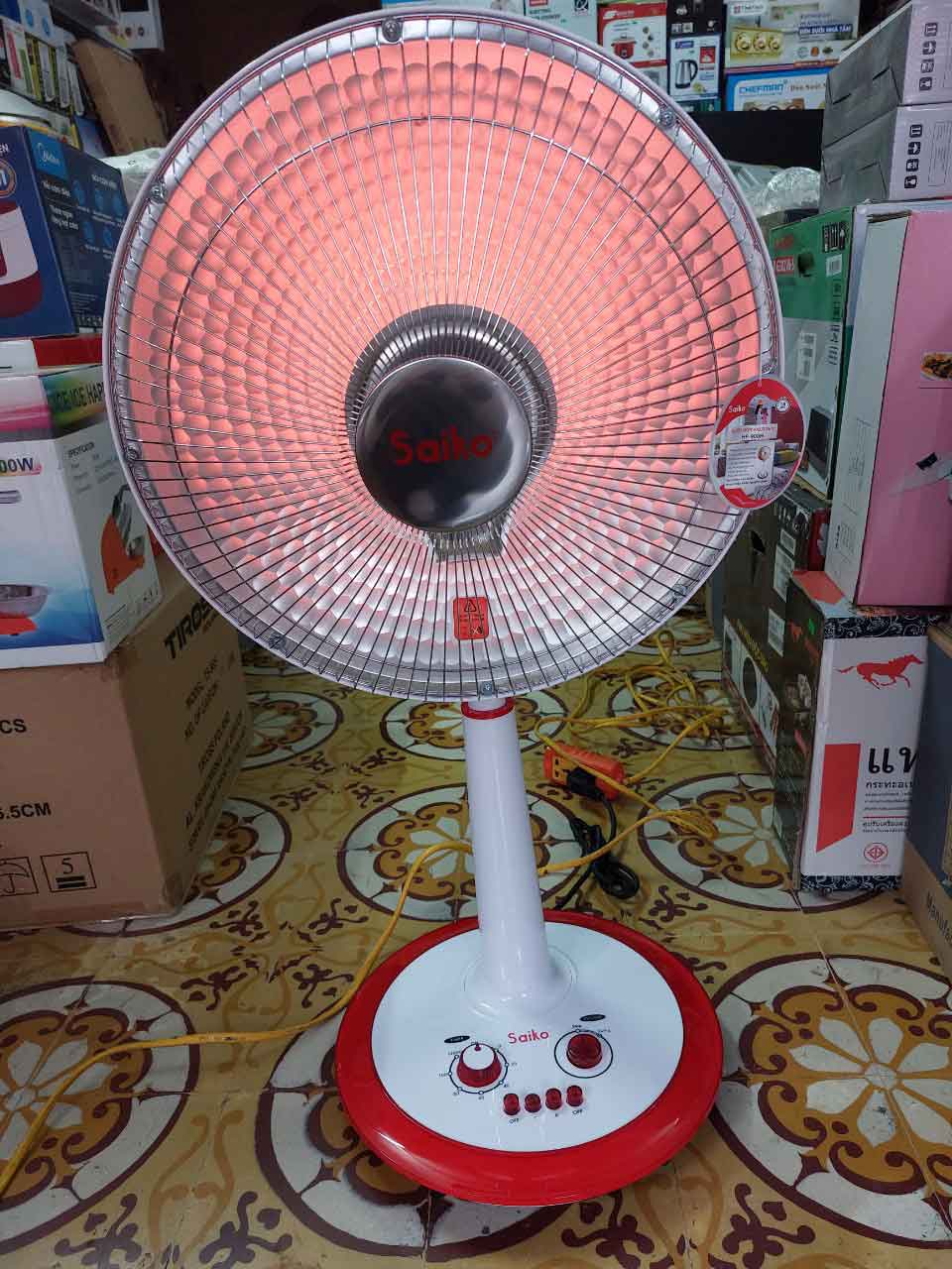 Quạt phát ra ánh sáng có thể gây khó ngủ