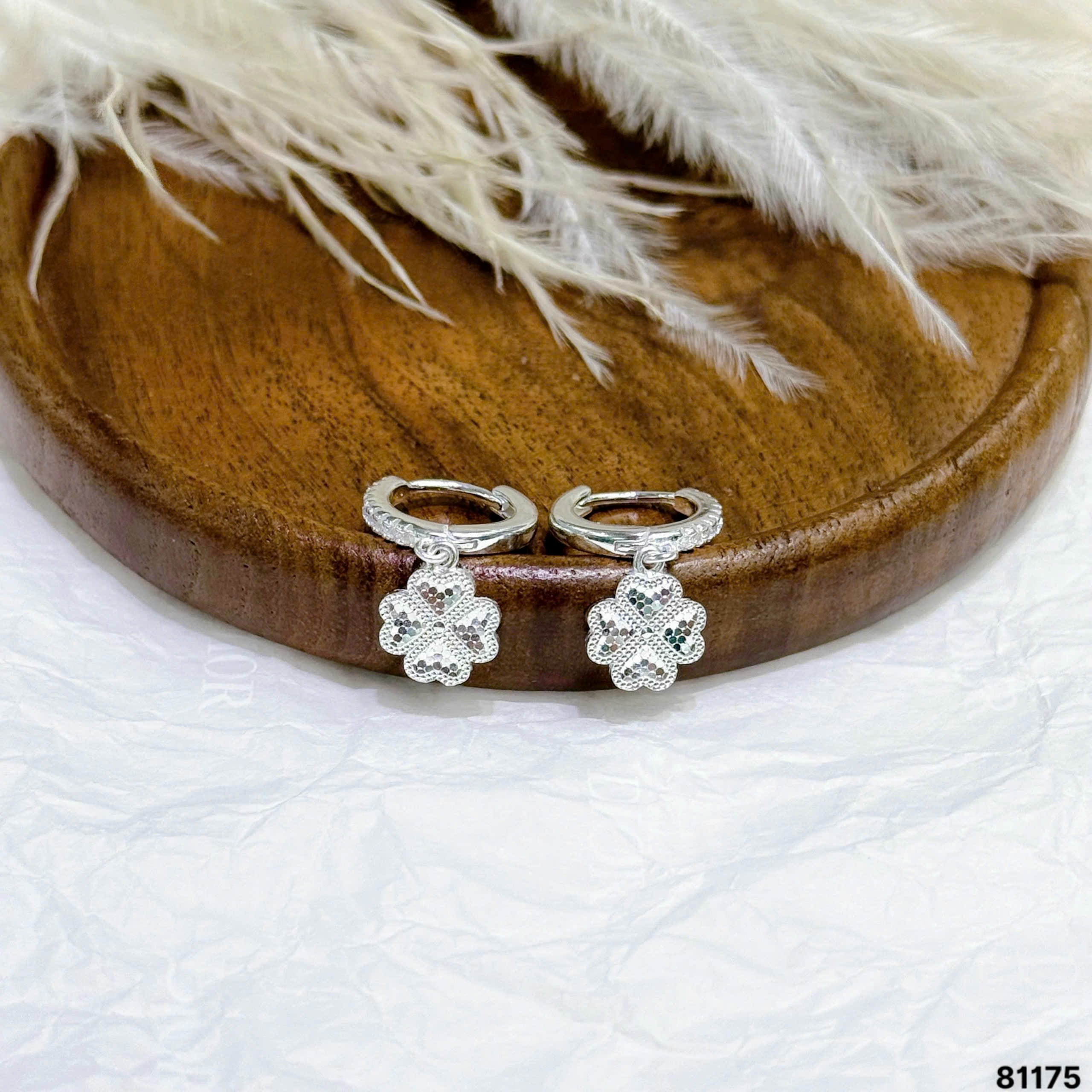 Hoa tai nữ hàng công nghệ hình bông hoa, cỏ 4 lá, trái tim, chiếc nơ, con bướm BẠC HIỂU MINH HTQH001