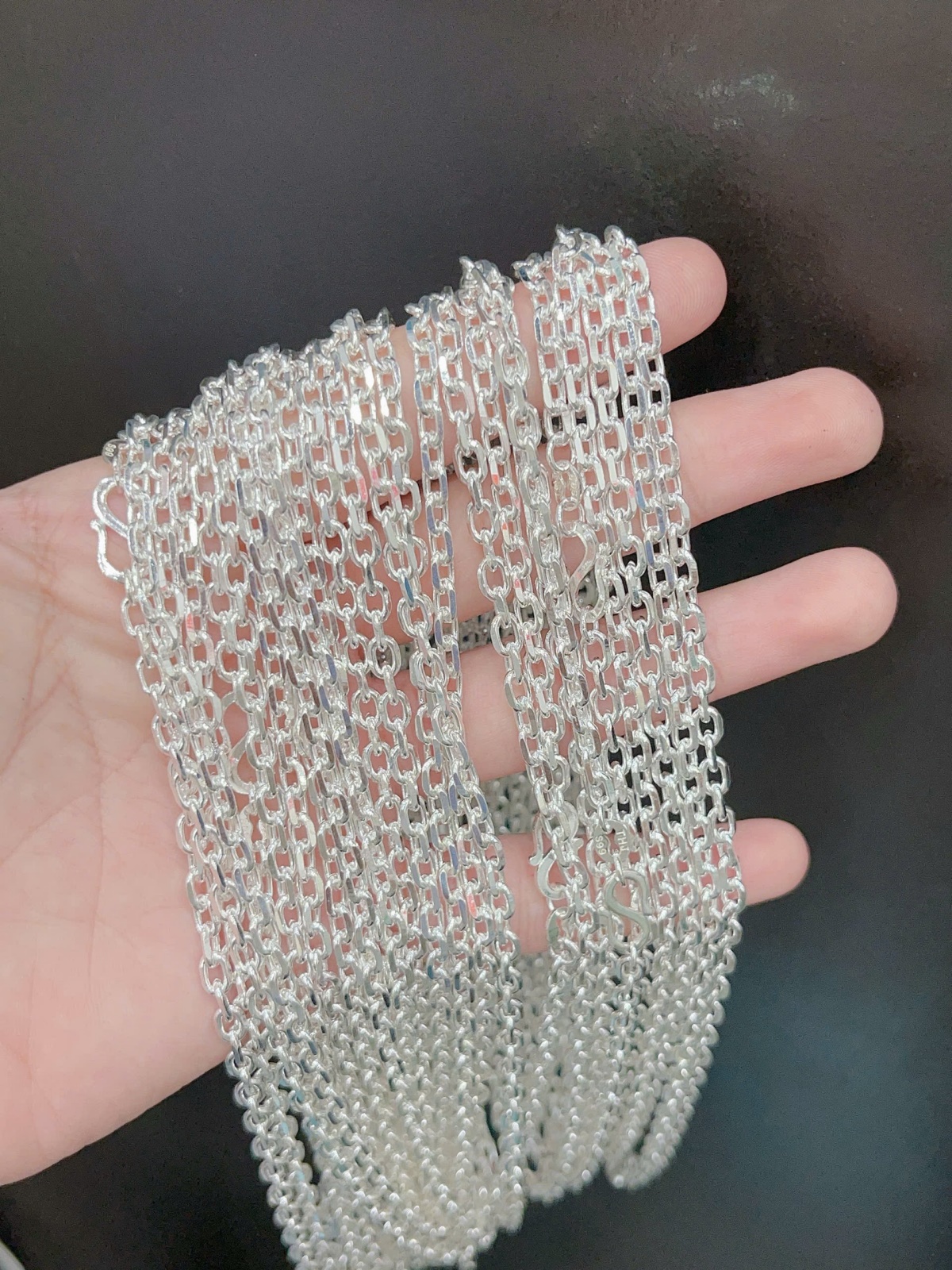 Dây chuyền trẻ em bạc ta nguyên chất S99 tốt cho sức khỏe của bé DTE