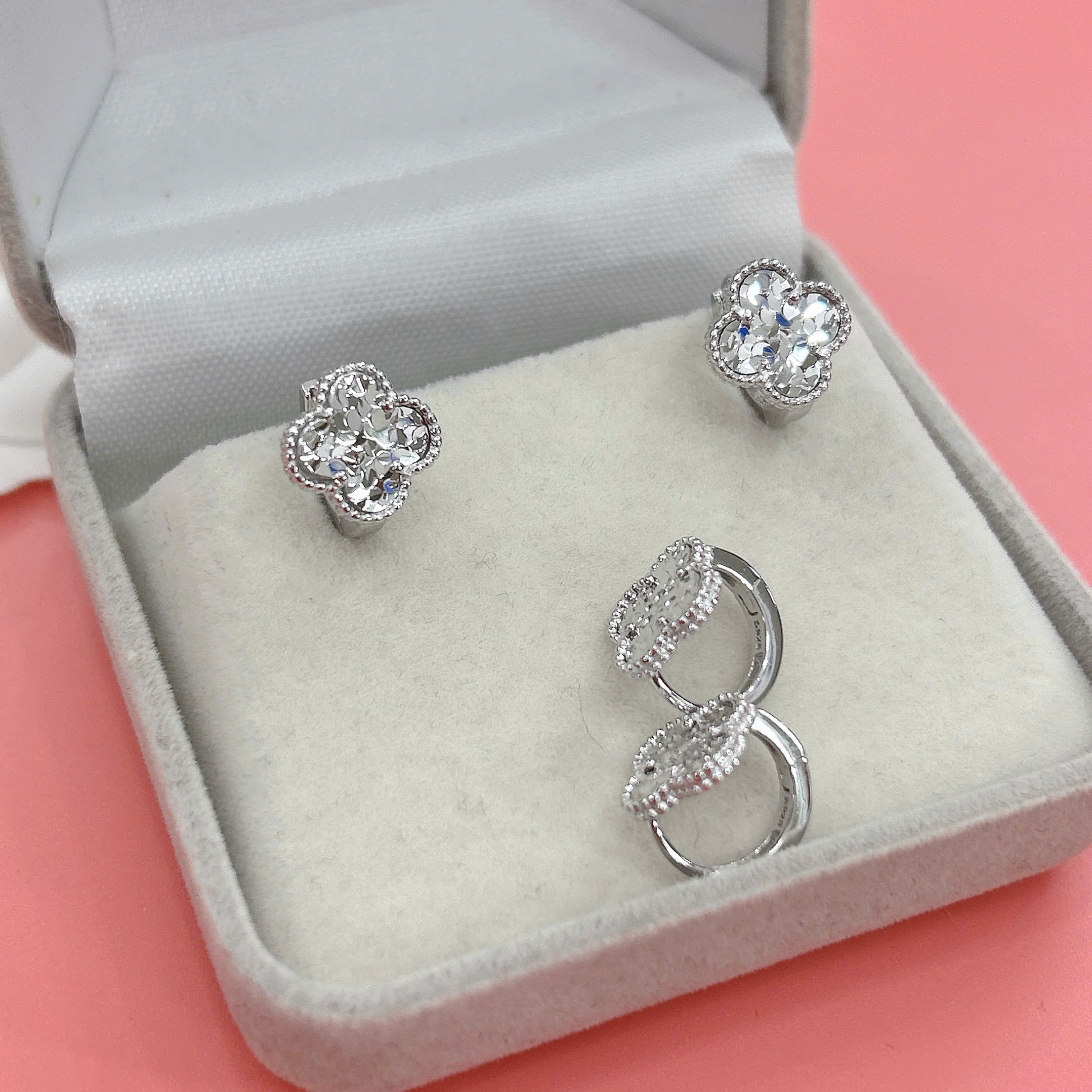 Hoa tai nữ kiểu cỏ 4 lá may mắn BẠC HIỂU MINH HT