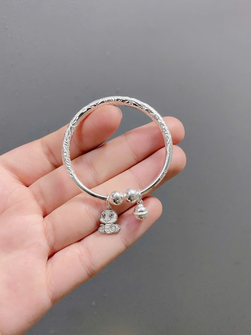 Kiềng Tay Chân Cho Bé Bạc Ta Dạng Kiềng Chạm Họa Tiết Mix Charm BẠC HIỂU MINH LTE531S