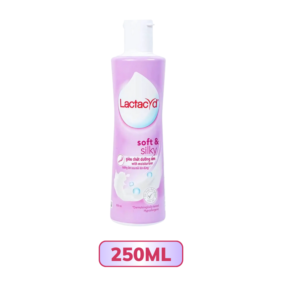 Dung Dịch Vệ Sinh Phụ Nữ Lactacyd Soft & Silky