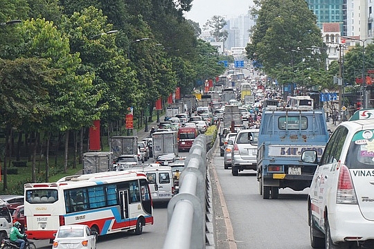 NHÀ ĐẦU TƯ NƯỚC NGOÀI LO NGẠI ÙN TẮC, QUẢ TẢI Ở TÂN SƠN NHẤT