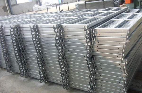 Bán mâm giàn giáo mạ kẽm chất lượng giá rẻ nhất tại Hà Nội