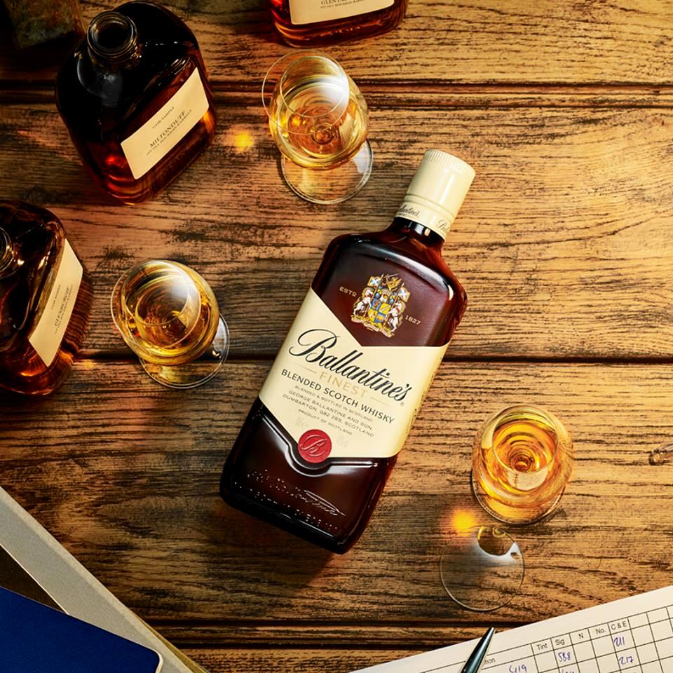 Rượu Ballantine'S Finest (Tạm Hết) – Công Ty Tnhh Đầu Tư Nga Hoàng