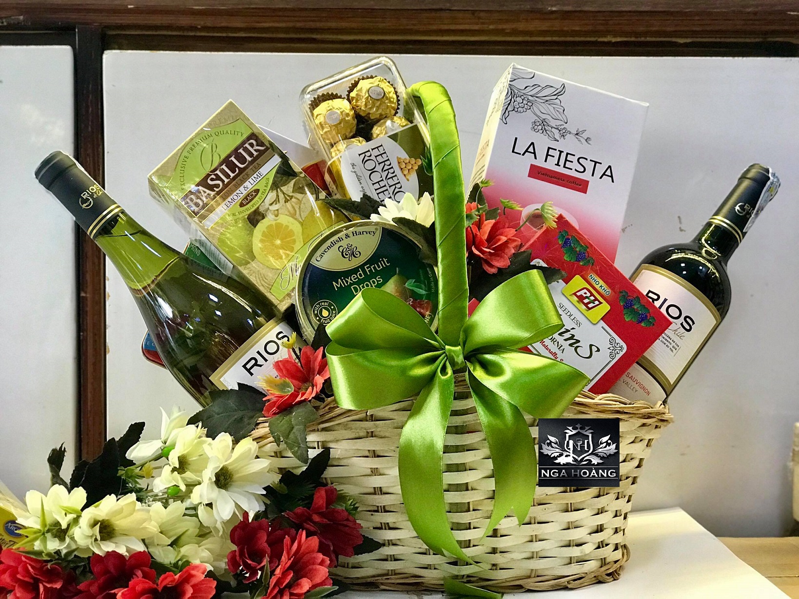 Giỏ quà Tết có rượu: Lựa chọn hoàn hảo cho mùa lễ hội 2023 Giỏ quà Tết có rượu: Lựa chọn hoàn hảo cho mùa lễ hội 2023