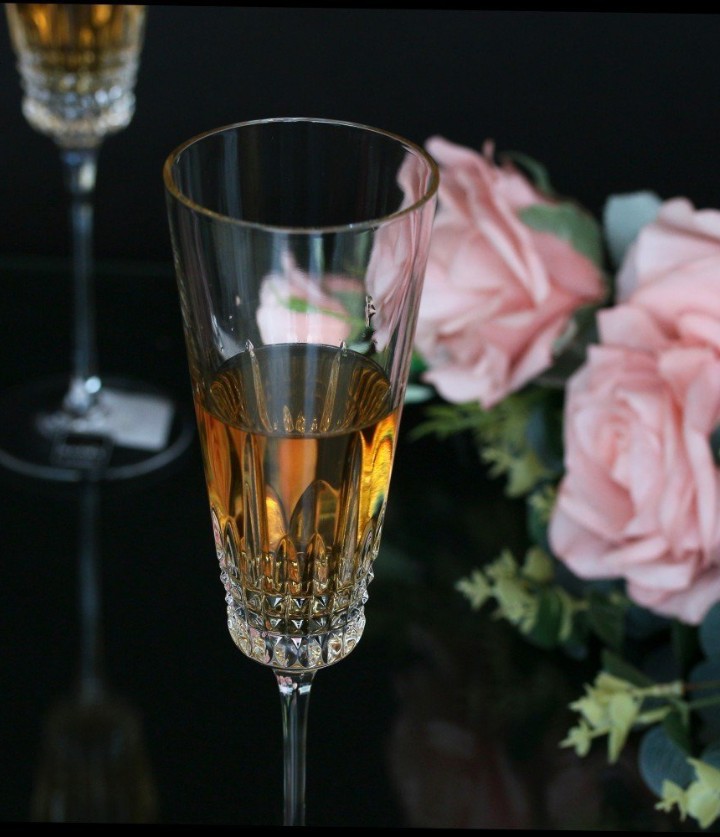 LY RƯỢU VANG PHA LÊ CHAMPAGNE