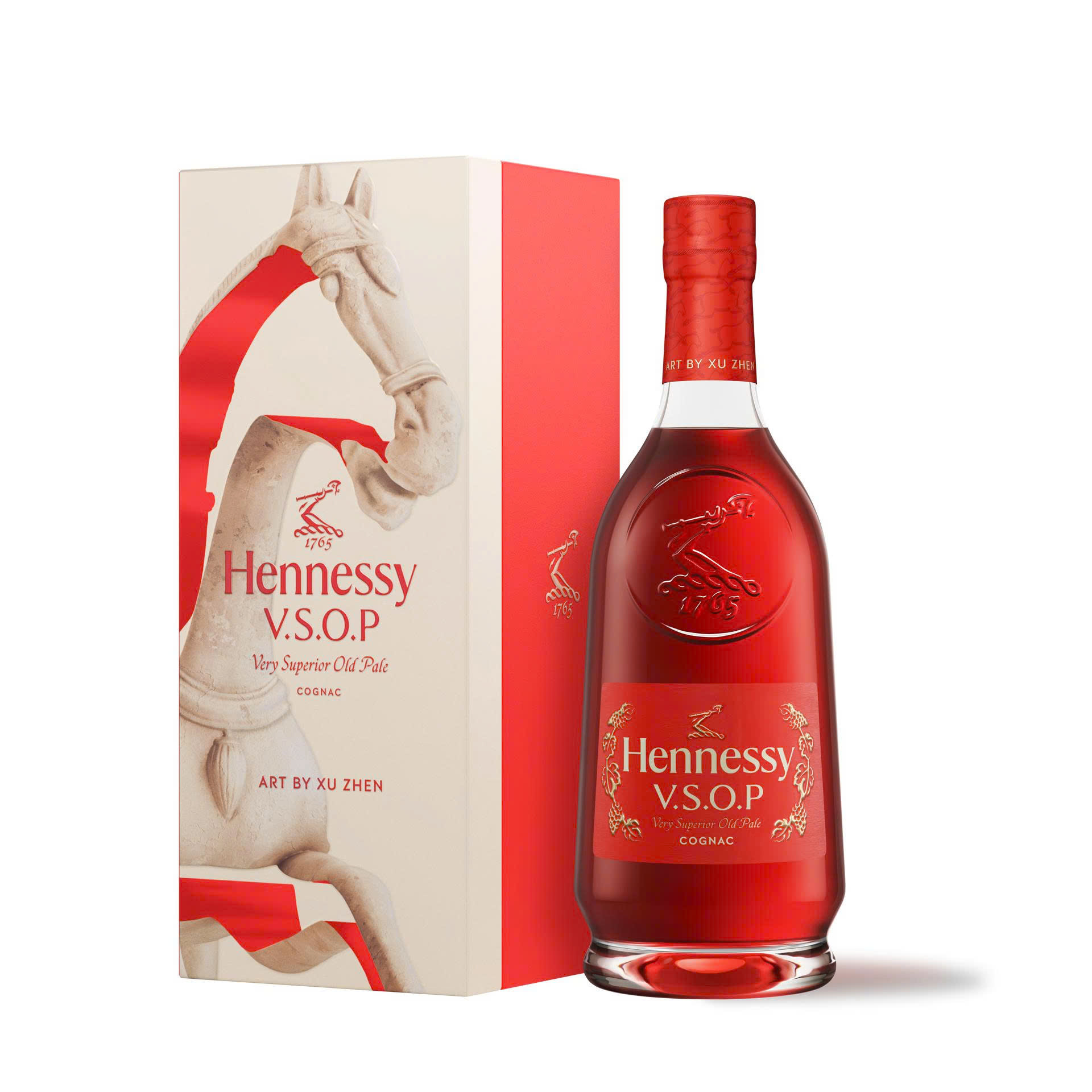 Hennessy V.S.O.P Tết 2026 – Phiên bản giới hạn mừng Xuân sang trọng, đẳng cấp