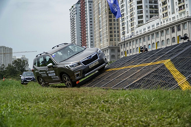 TRẢI NGHIỆM SUBARU FORESTER CHINH PHỤC ĐƯỜNG OFFROAD