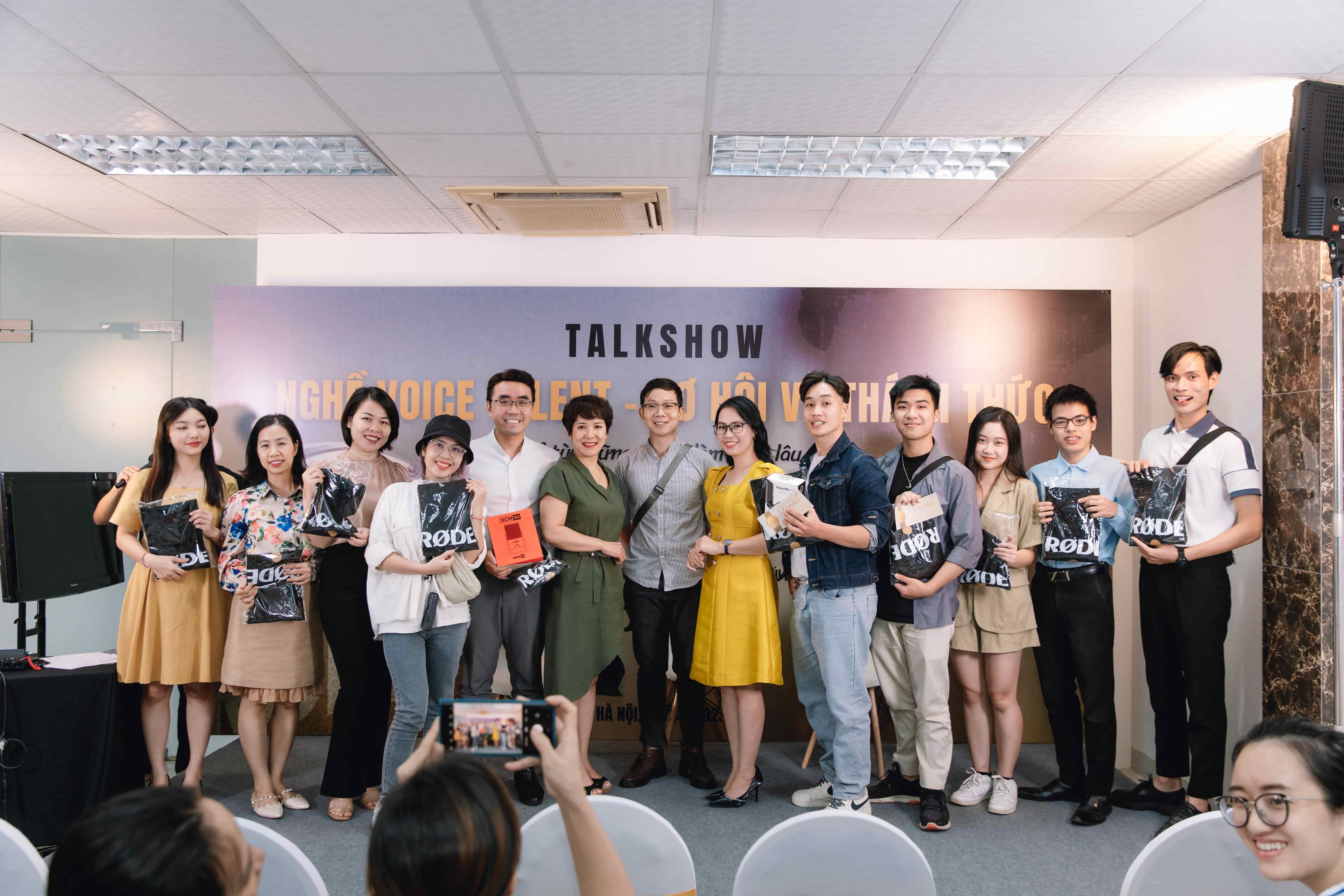 TALKSHOW CHIA SẺ VỀ NGHỀ VOICE TALENT – CƠ HỘI VÀ THÁCH THỨC TRONG THỜI ĐẠI “A.I”