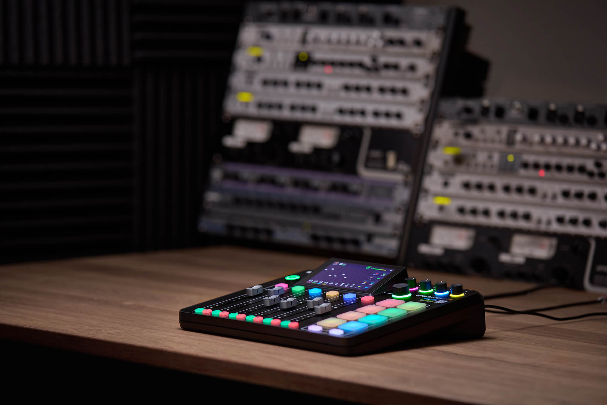 Giới thiệu RØDECaster Pro II - Giải pháp âm thanh All-in-one mạnh mẽ nhất thế giới