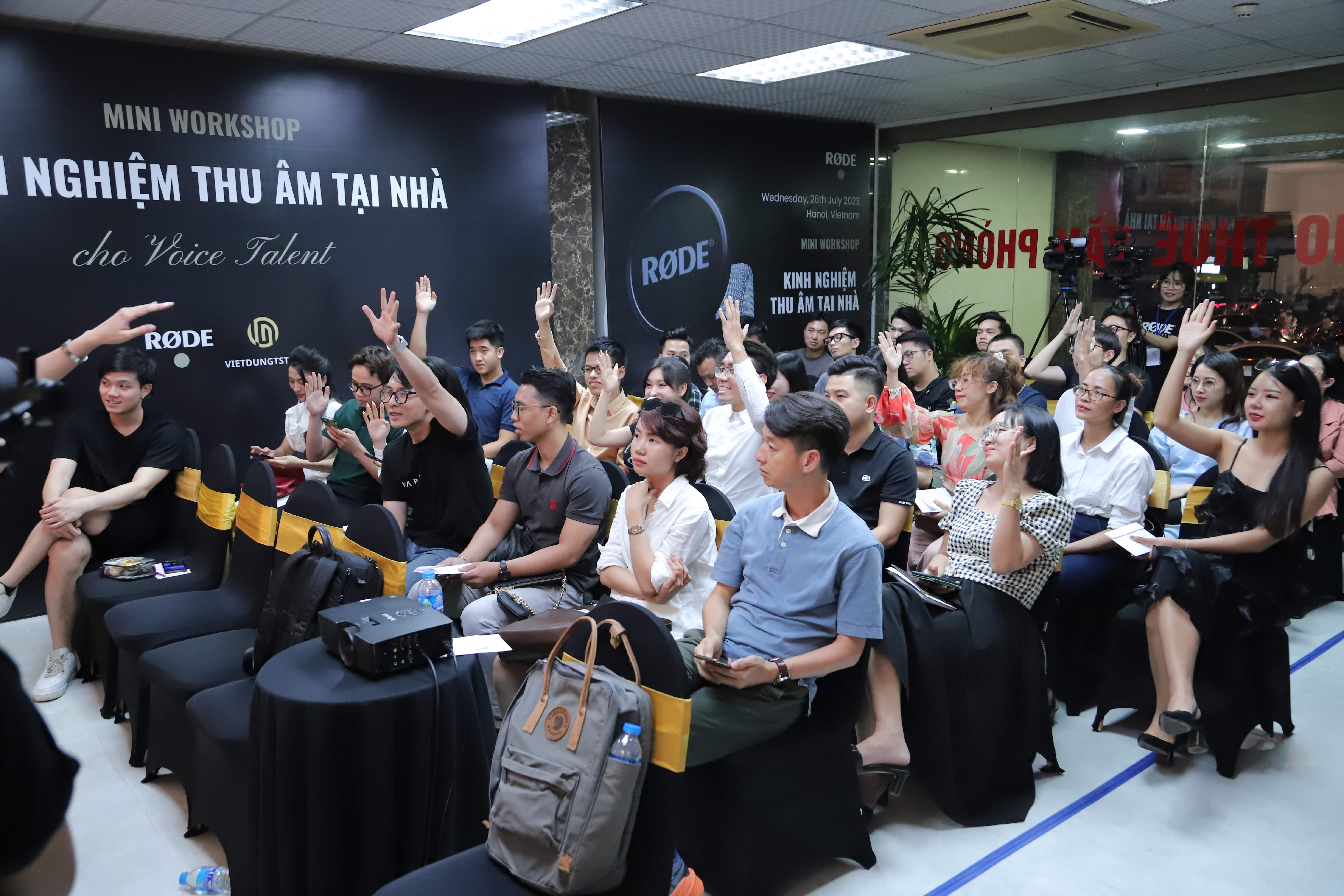 RODE Workshop ‘Kinh nghiệp thu âm tại nhà cho Voice Talent’ thu hút đông đảo người trong nghề