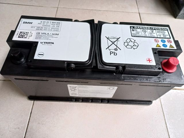 thay bình ắc quy xe bmw chính hãng