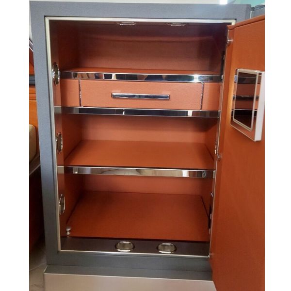 Két sắt Philips SBX701-6B0 được bọc da PU cao cấp