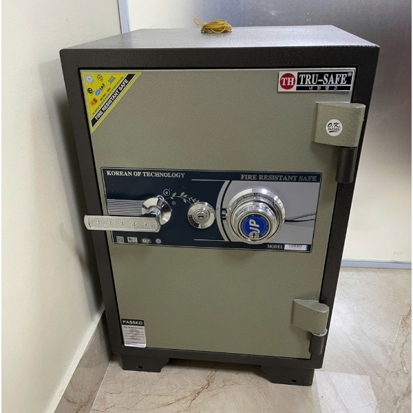 Két sắt Hàn Quốc C100DM