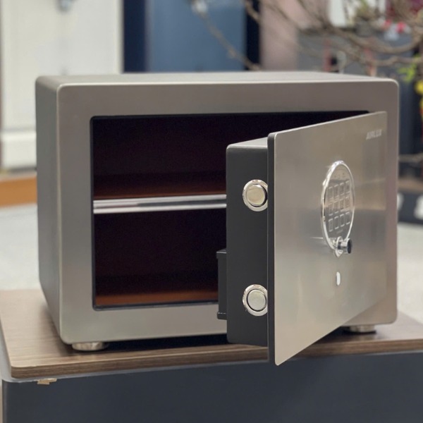 Nội thất Két sắt chống cháy Nhập khẩu AIRLUX HK-35SI điện tử cao cấp, có chìa khóa phụ