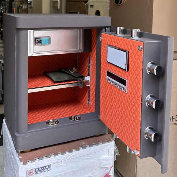 Nội thất két sắt thông minh BOKEE BK50C vân tay màu nâu