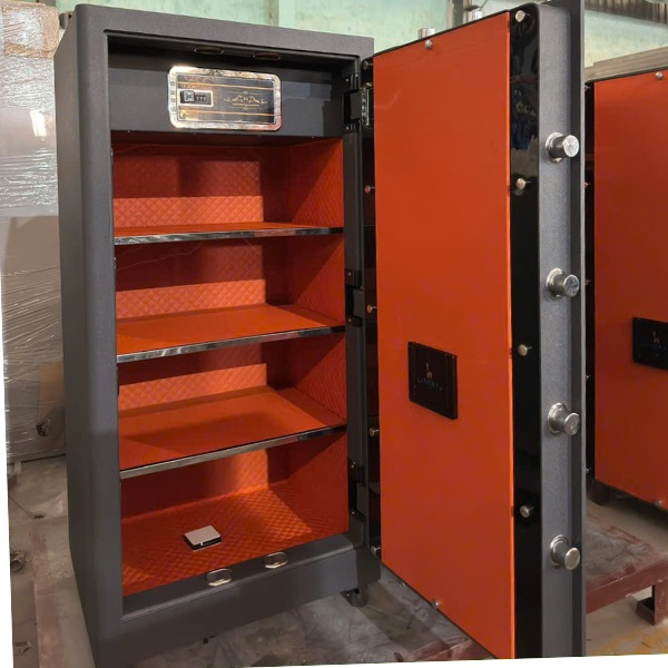 Nội thất Két sắt Liberty LB1000S vân tay kết nối điện thoại