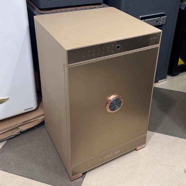 Két sắt Liberty LB68 S7II màu vàng đồng vân tay thông minh