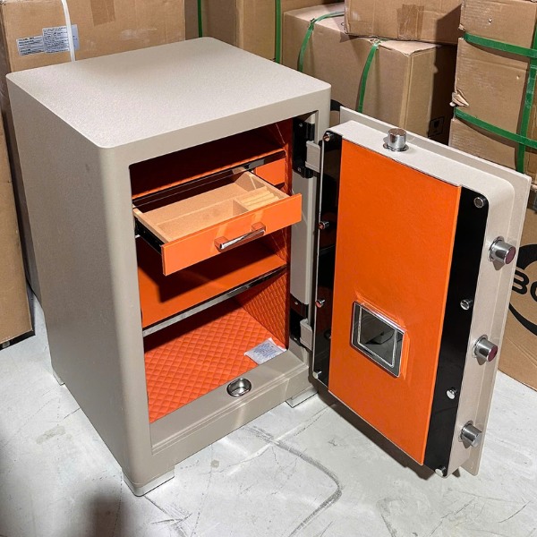 Nội thất ét sắt Liberty LB88PRO màu gold có khay trang sức