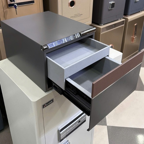 Két sắt Philips SBX102 mini vân tay điện tử nhập khẩu