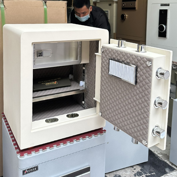 Nội thất két sắt thông minh BOKEE BK45B màu trắng kem