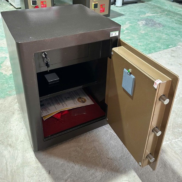 Nội thất két sắt siêu cường Việt Tiệp KW58SCF vân tay màu nâu