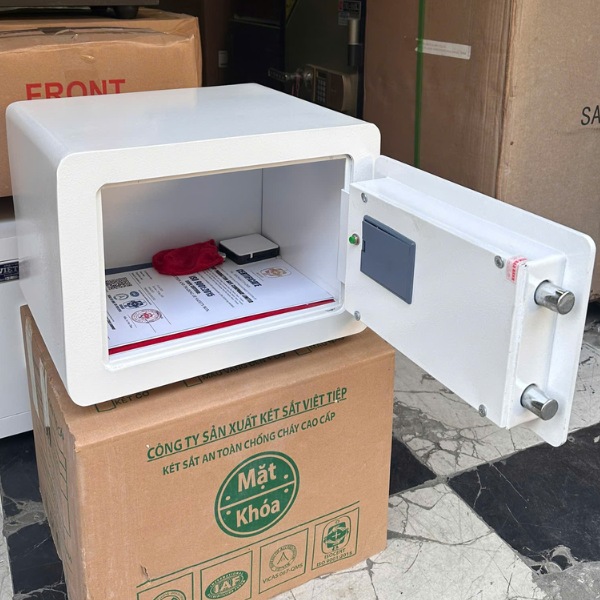 Nội thất Két sắt Việt Tiệp VT28 Vân Tay điện tử an toàn chống cháy 2000 độ C trong 2 giờ