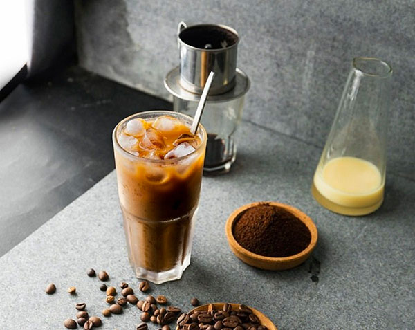 5 Bước Chia sẻ bí quyết pha cà phê phin ngon