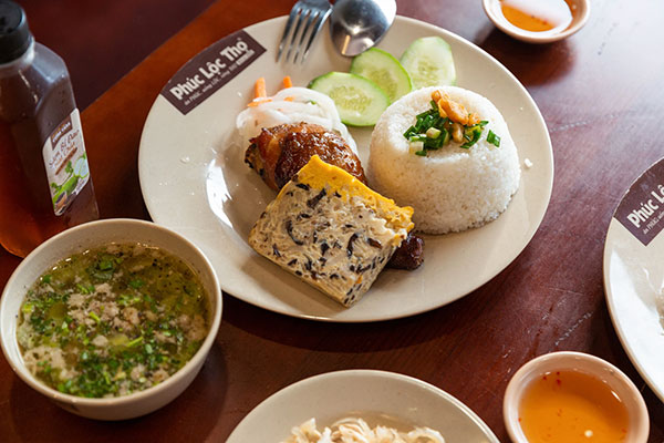 Cơm tấm Phúc Lộc Thọ 