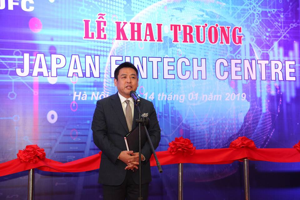 ÔNG HORIZOE - CEO TRUNG TÂM JFC PHÁT BIỂU NHÂN NGÀY LỄ KHAI TRƯƠNG JFC