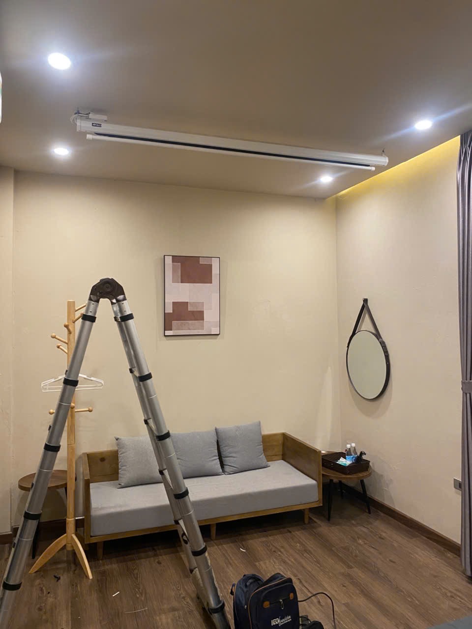 Dịch Vụ Lắp Đặt Máy Chiếu Hà Nội Uy Tín – Báo Giá Nhanh 5 Phút | Có Máy Chiếu Cũ ViewSonic Giá Tốt