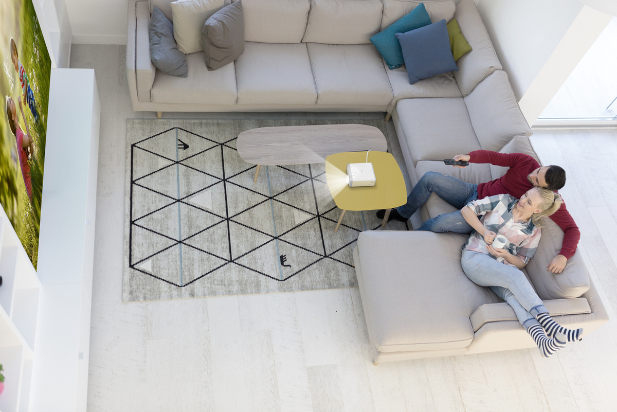 Máy chiếu Epson EF 100W