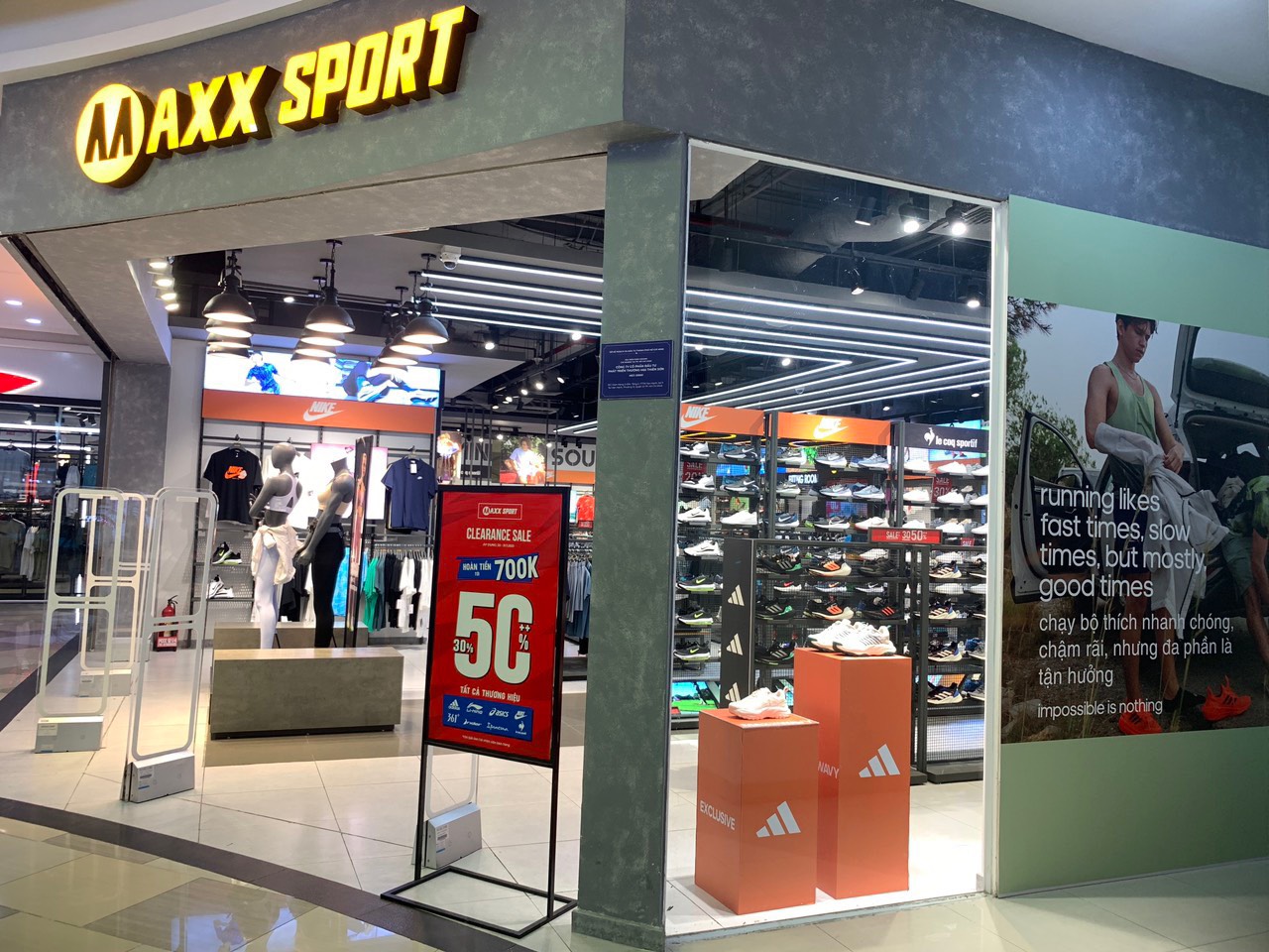 GIÀY ADIDAS MAXXWAVY ĐỘC QUYỀN TẠI MAXXSPORT - SỐ LƯỢNG CÓ HẠN