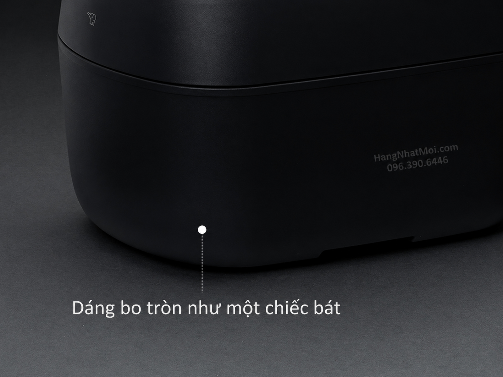 Phần thân dưới và đường nét bo tròn của dòng Zojirushi NW-NA