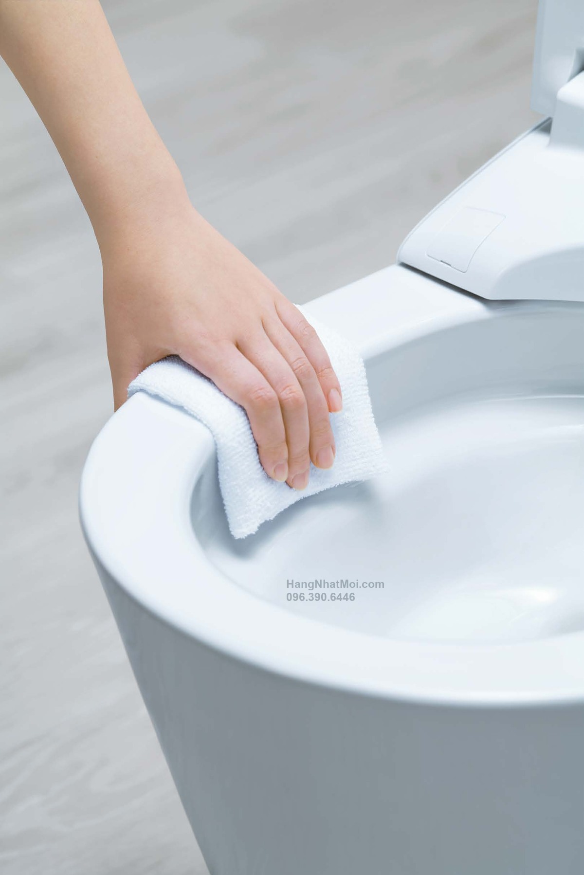Minh họa cơ chế chung NEOREST: lau bề mặt vành bồn cầu không viền (áp dụng CES9710)