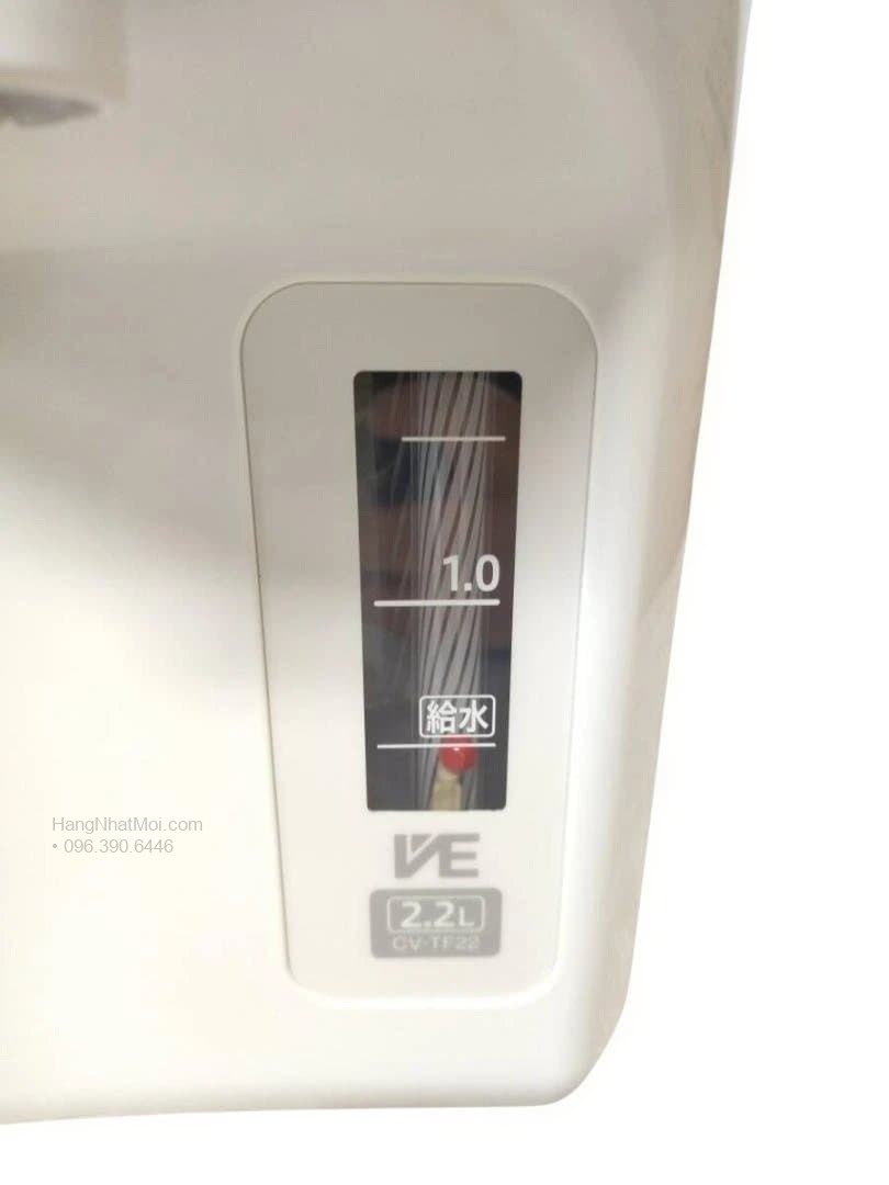 Cửa sổ mực nước và ký hiệu dung tích 2,2 lít trên CV-TF22-WA
