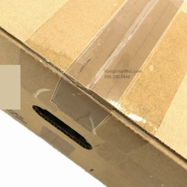 Chi tiết băng dán và tay xách trên thùng TOTO SS2