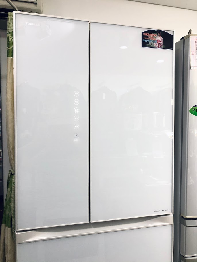 Tủ lạnh 6 Cánh mặt gương cảm ứng Toshiba GR-F51FXV HÀNG NỘI ĐỊA 
