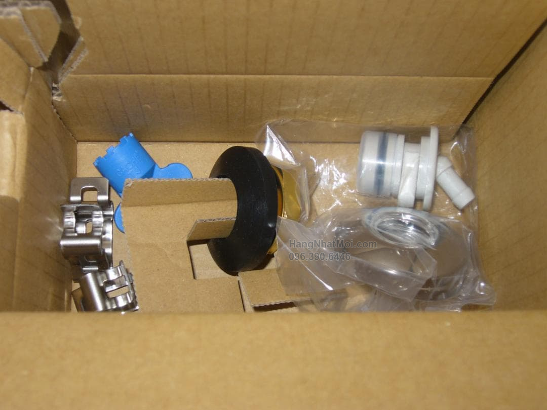 INAX AM-313TCV1-MB – Các chi tiết kết nối và gá lắp của bộ tham khảo.