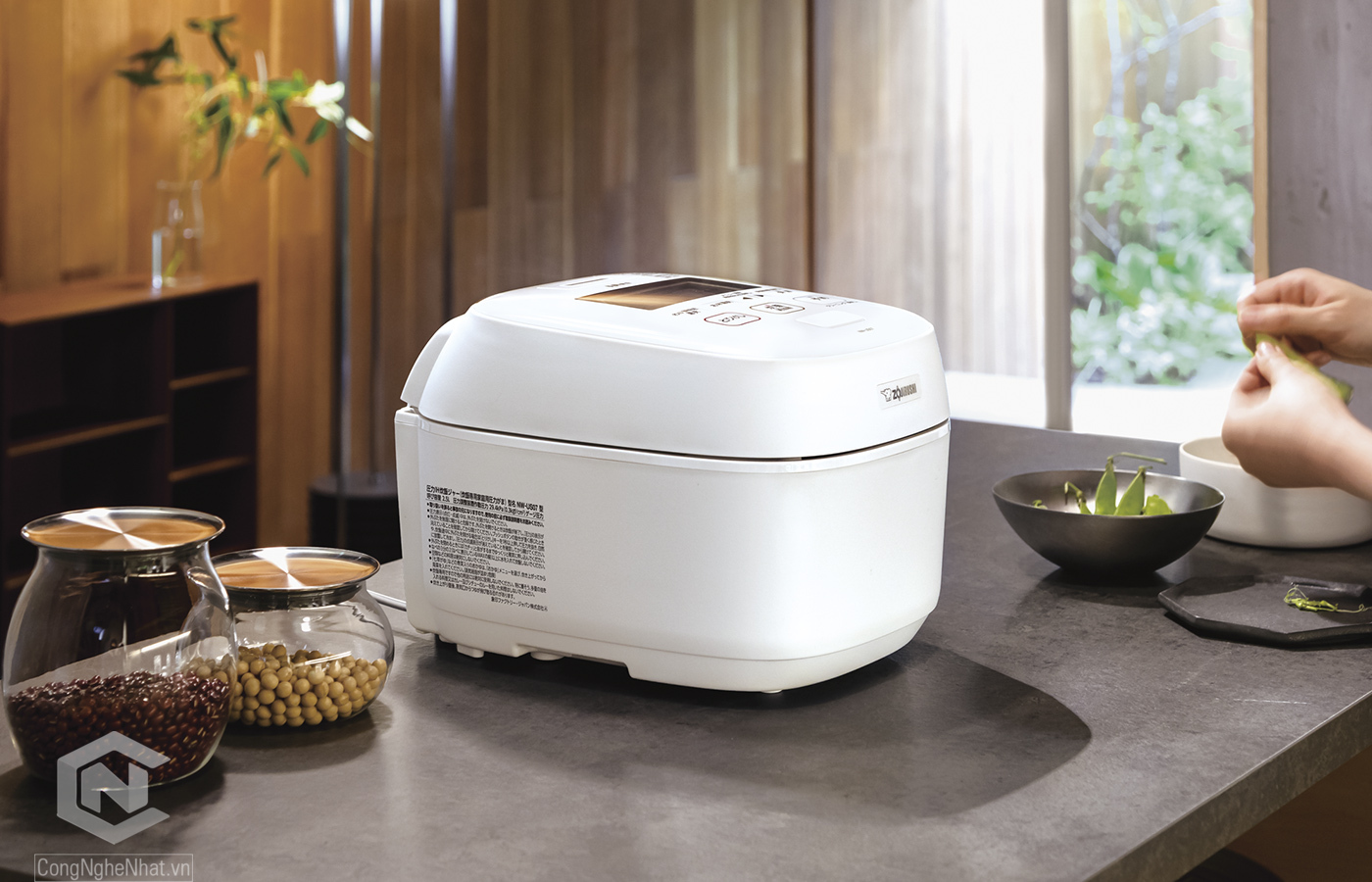 Nồi cơm điện áp suất Zojirushi NW US07 Made In Japan Nồi cơm điện áp suất Zojirushi NW US07 Made In Japan
