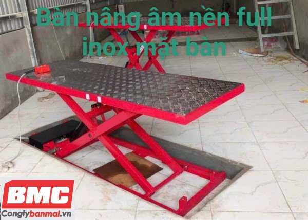 bàn nâng xe máy âm nền