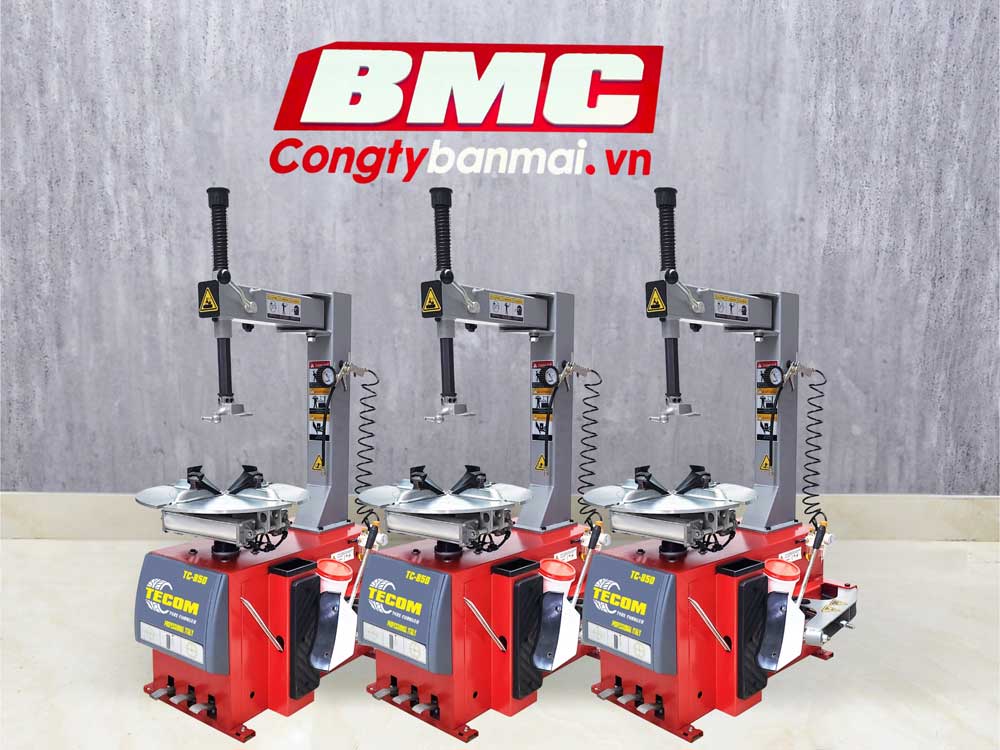 máy ra vào lốp xe máy