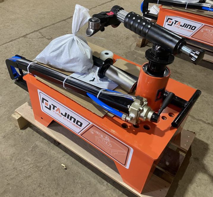 Máy làm lốp xe tải không săm TJ-2280AR