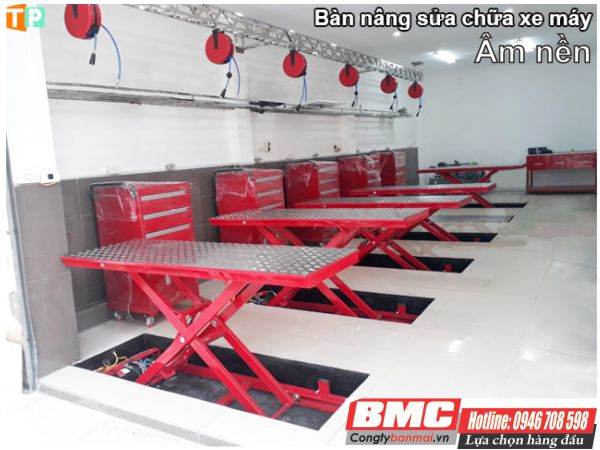 Hình ảnh bàn nâng xe máy lắp âm nền SG-250-A